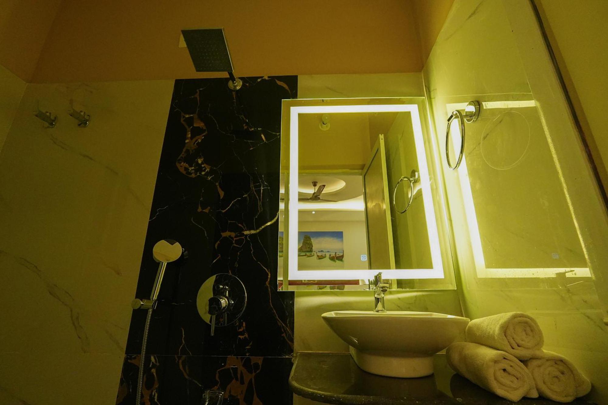 Hotel Rj パトナー エクステリア 写真