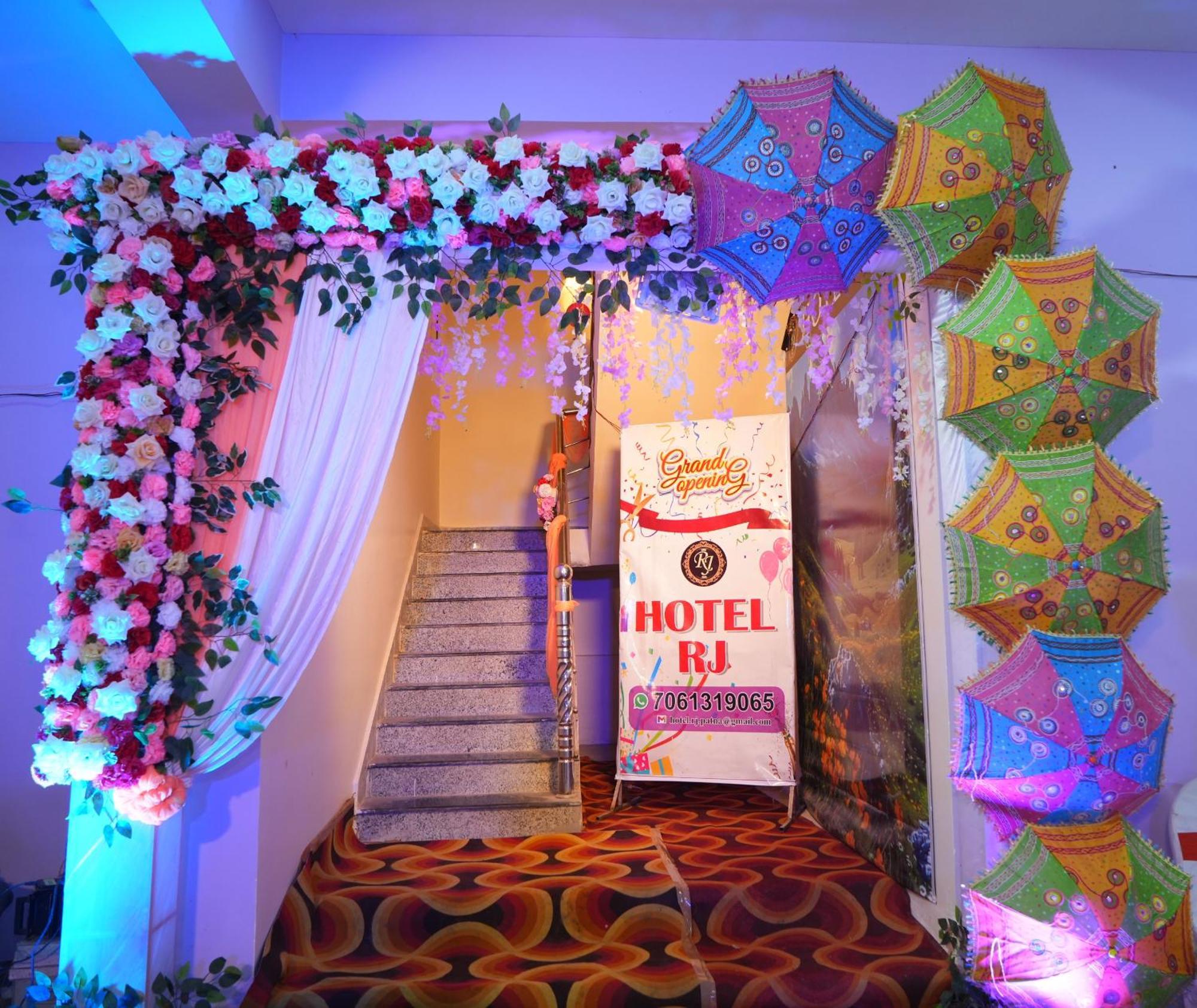 Hotel Rj パトナー エクステリア 写真
